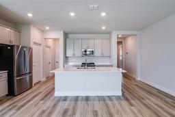 Picture of 10353 Fieldstone Myrtle Way, San Antonio, FL 33576