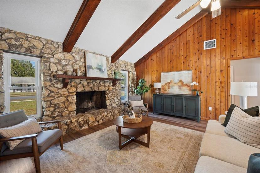 Picture of 4500 Old Colony Road, Mulberry FL 33860