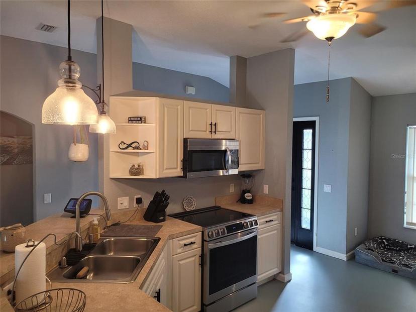 Picture of 2204 Chipley Avenue, North Port FL 34286