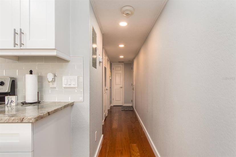 Picture of 2506 N Rocky Point Drive Unit 274, Tampa FL 33607