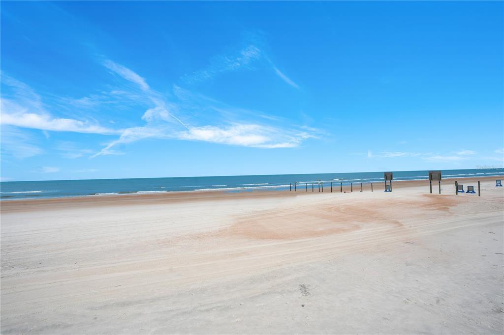 Picture of 219 S Atlantic Avenue Unit 101, Daytona Beach, FL 32118