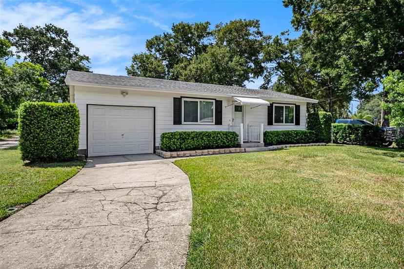Picture of 707 2Nd Street Se, Largo FL 33771