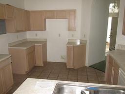 Picture of 216 Balmoral Court, Davenport, FL 33896