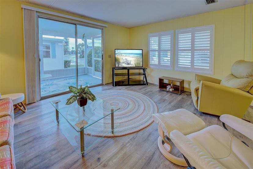 Picture of 628 Cervina Drive, Venice FL 34285