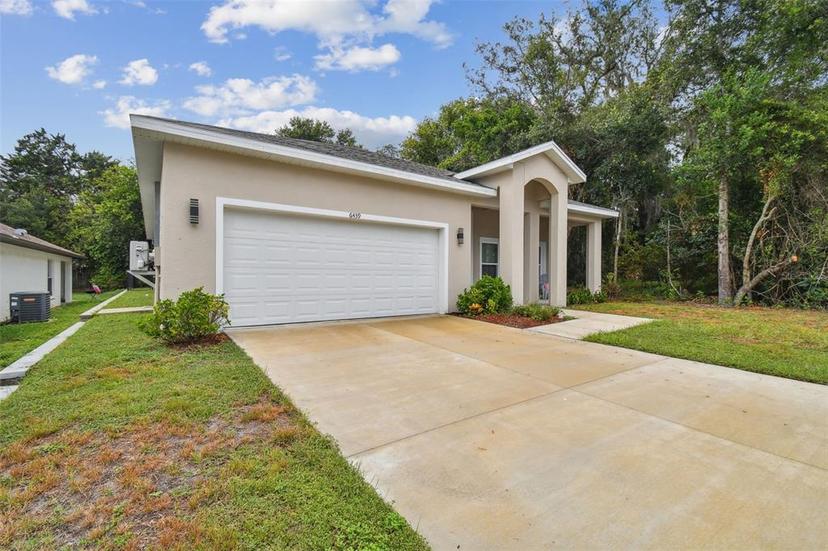 Picture of 6439 Taylor Court, New Port Richey FL 34653