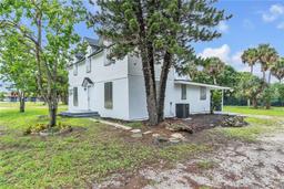 Picture of 1005 Main Street, Titusville, FL 32796