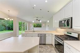 Picture of 337 Snapdragon Loop, Bradenton, FL 34212