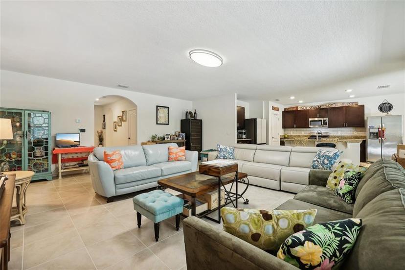 Picture of 317 Nowell Loop, Deland FL 32724
