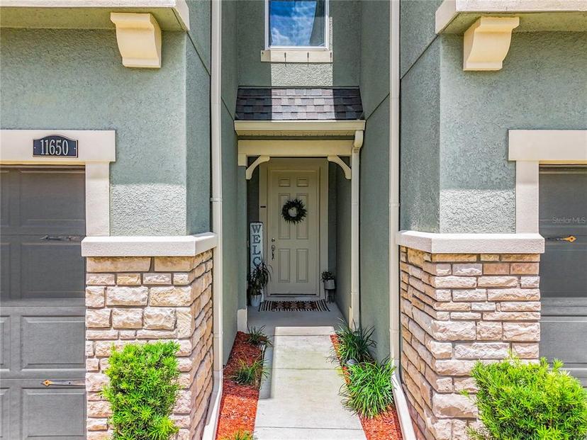 Picture of 11650 Cambium Crown Drive, Riverview FL 33569