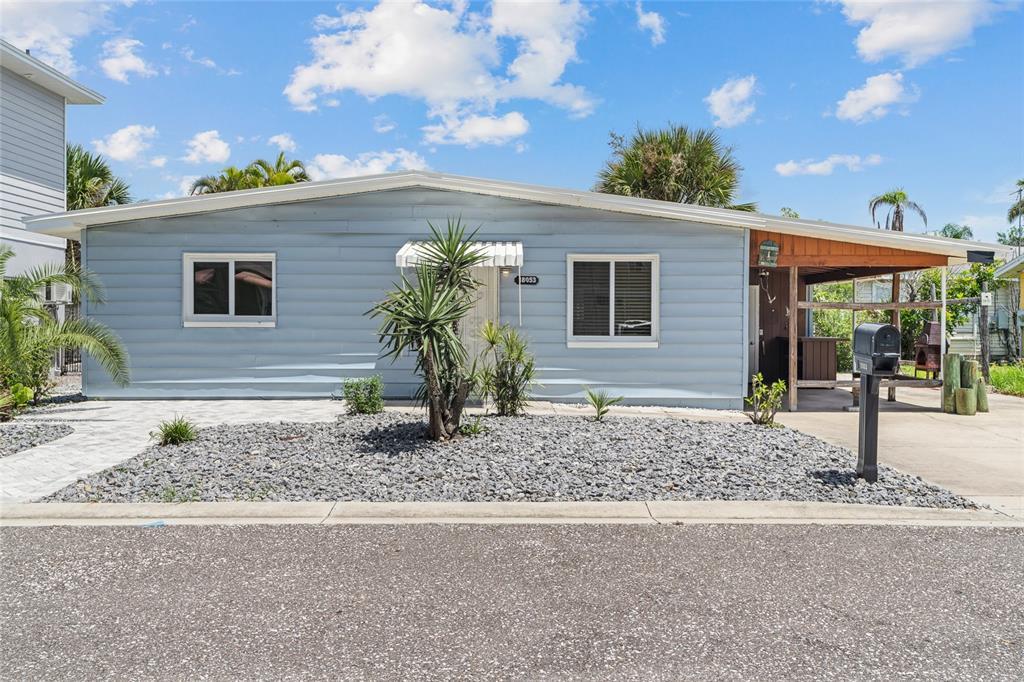 Picture of 18053 2Nd Street E, Redington Shores, FL 33708