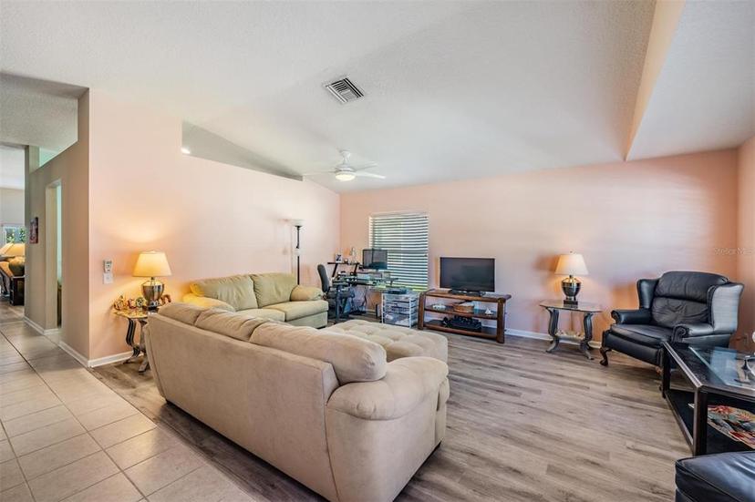 Picture of 11314 Misty Isle Lane, Riverview FL 33579