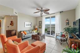 Picture of 800 N Tamiami Trail Unit 402, Sarasota, FL 34236