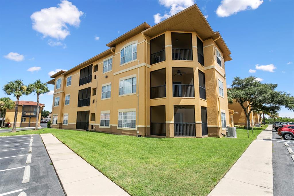 Picture of 4311 Bayside Village Drive Unit 102, Tampa, FL 33615