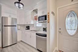 Picture of 137 Fairway Drive, Lake Placid, FL 33852