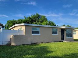 Picture of 8620 94Th Avenue, Seminole, FL 33777