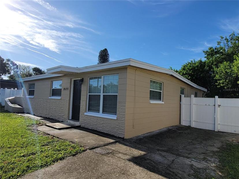Picture of 8620 94Th Avenue, Seminole FL 33777