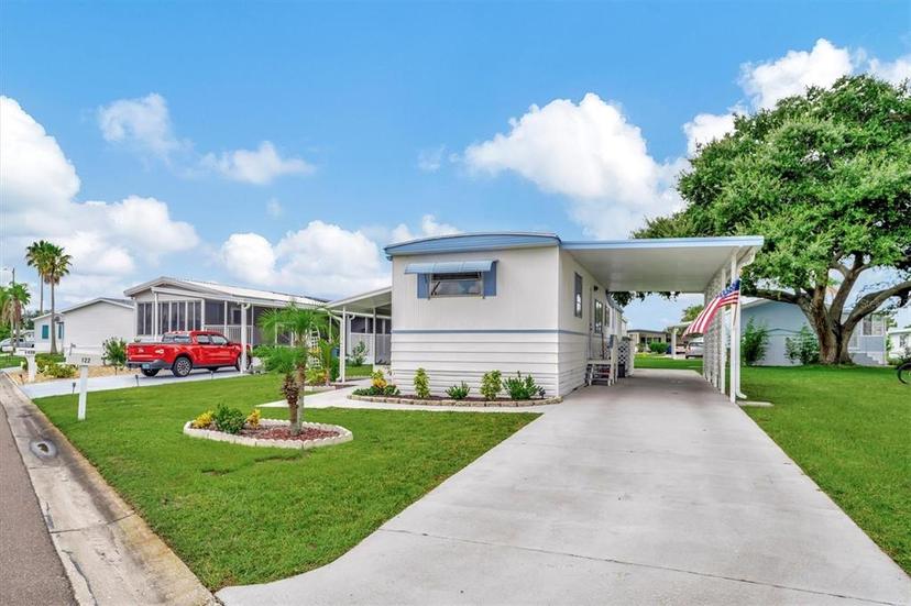 Picture of 122 E Saint Annes Circle, Apollo Beach FL 33572