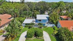Picture of 608 Armada Road S, Venice, FL 34285