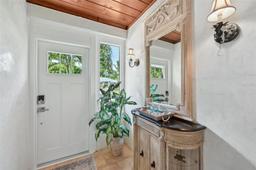 Picture of 608 Armada Road S, Venice, FL 34285
