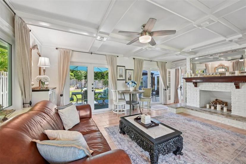 Picture of 608 Armada Road S, Venice FL 34285