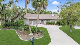 Picture of 536 NW 9Th Avenue, Crystal River, FL 34428