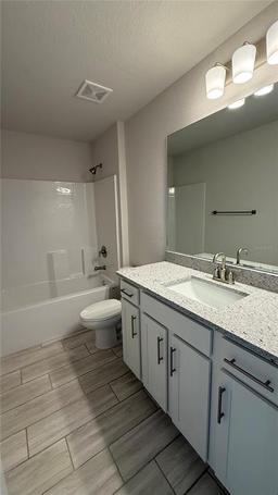 Picture of 2620 Averland Loop, North Port, FL 34287