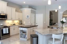 Picture of 4901 Shoreline Circle, Sanford, FL 32771