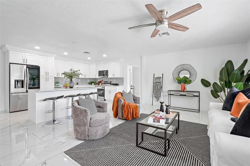 Picture of 5530 & 5530 1/2 7Th Avenue N, St Petersburg FL 33710