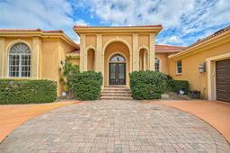 Picture of 909 Macewen Drive, Osprey, FL 34229