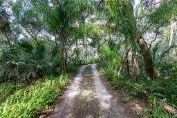 Picture of 12213 S Us Hwy 301, Riverview, FL 33578