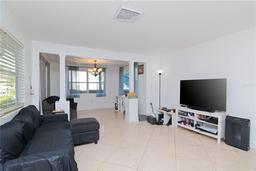 Picture of 219 6Th Avenue Sw, Largo, FL 33770