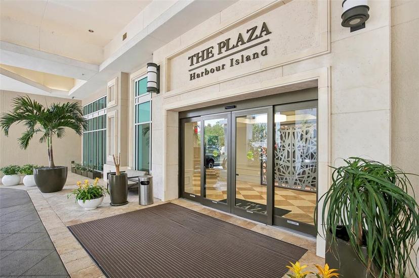 Picture of 450 Knights Run Avenue Unit 411, Tampa FL 33602