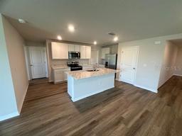 Picture of 4620 Coastal Storm Glen, Palmetto, FL 34221