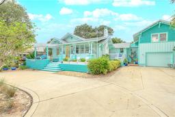 Picture of 412 S Peninsula Avenue, New Smyrna Beach, FL 32169