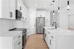 Picture of 4476 Skyway Avenue, North Port, FL 34288