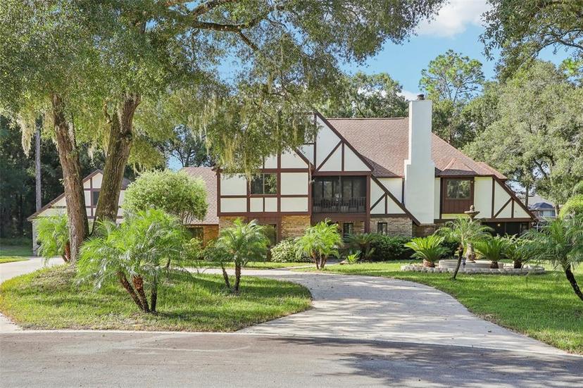 Picture of 1582 Covered Bridge Drive, Deland FL 32724