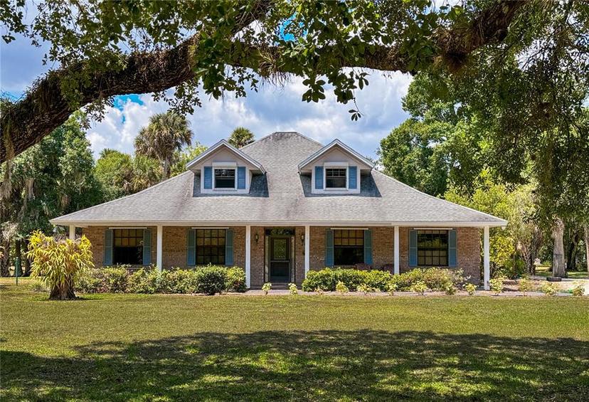Picture of 865 Fort Thompson Avenue, Labelle FL 33935