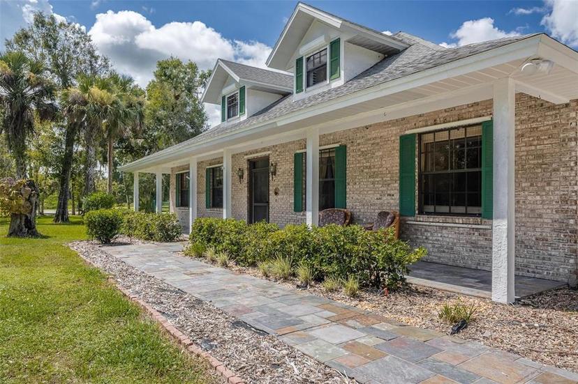 Picture of 865 Fort Thompson Avenue, Labelle FL 33935