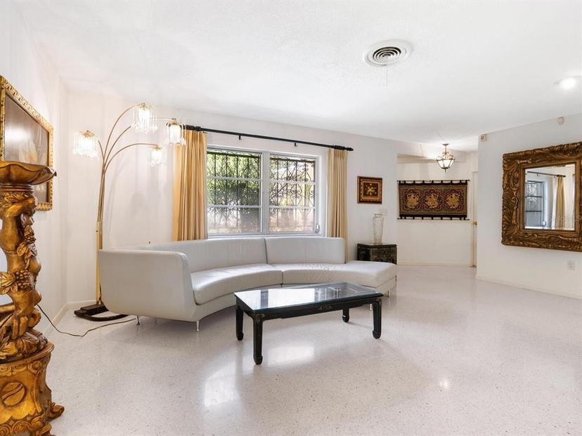 Picture of 302 Mendez Drive, Sarasota FL 34243