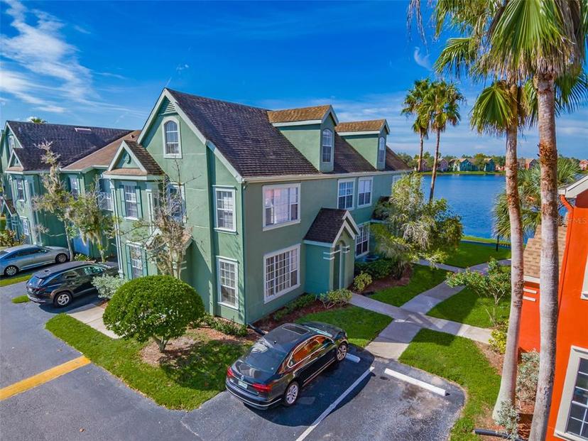 Picture of 9028 Lake Chase Island Way, Tampa FL 33626