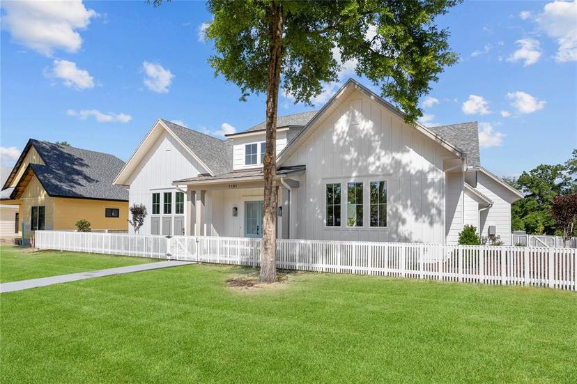 Picture of 1101 SW 136Th Street, Newberry FL 32669