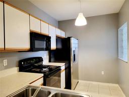Picture of 6410 Cypressdale Drive Unit 201, Riverview, FL 33578