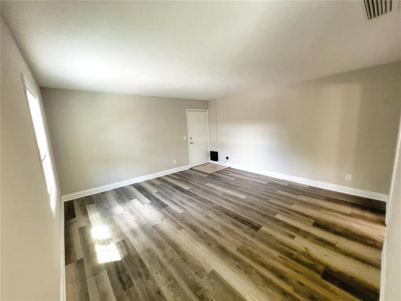 Picture of 13824 Orange Sunset Drive Unit 202, Tampa FL 33618