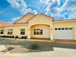 Picture of 2108 Shantiniketan Boulevard Unit B8, Tavares, FL 32778