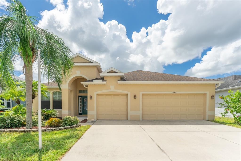 Picture of 10741 Rockledge View Drive, Riverview, FL 33579