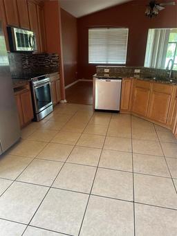 Picture of 4732 Mapletree Loop, Wesley Chapel, FL 33544