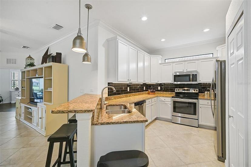 Picture of 224 Babbling Brook Run, Bradenton FL 34212