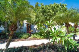 Picture of 2827 11Th Avenue N, St Petersburg, FL 33713
