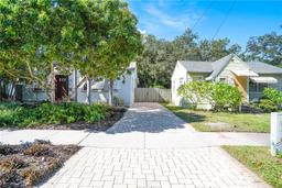 Picture of 2827 11Th Avenue N, St Petersburg, FL 33713