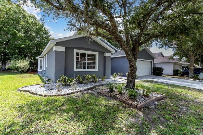 Picture of 5204 New Brittany Lane, Zephyrhills FL 33541